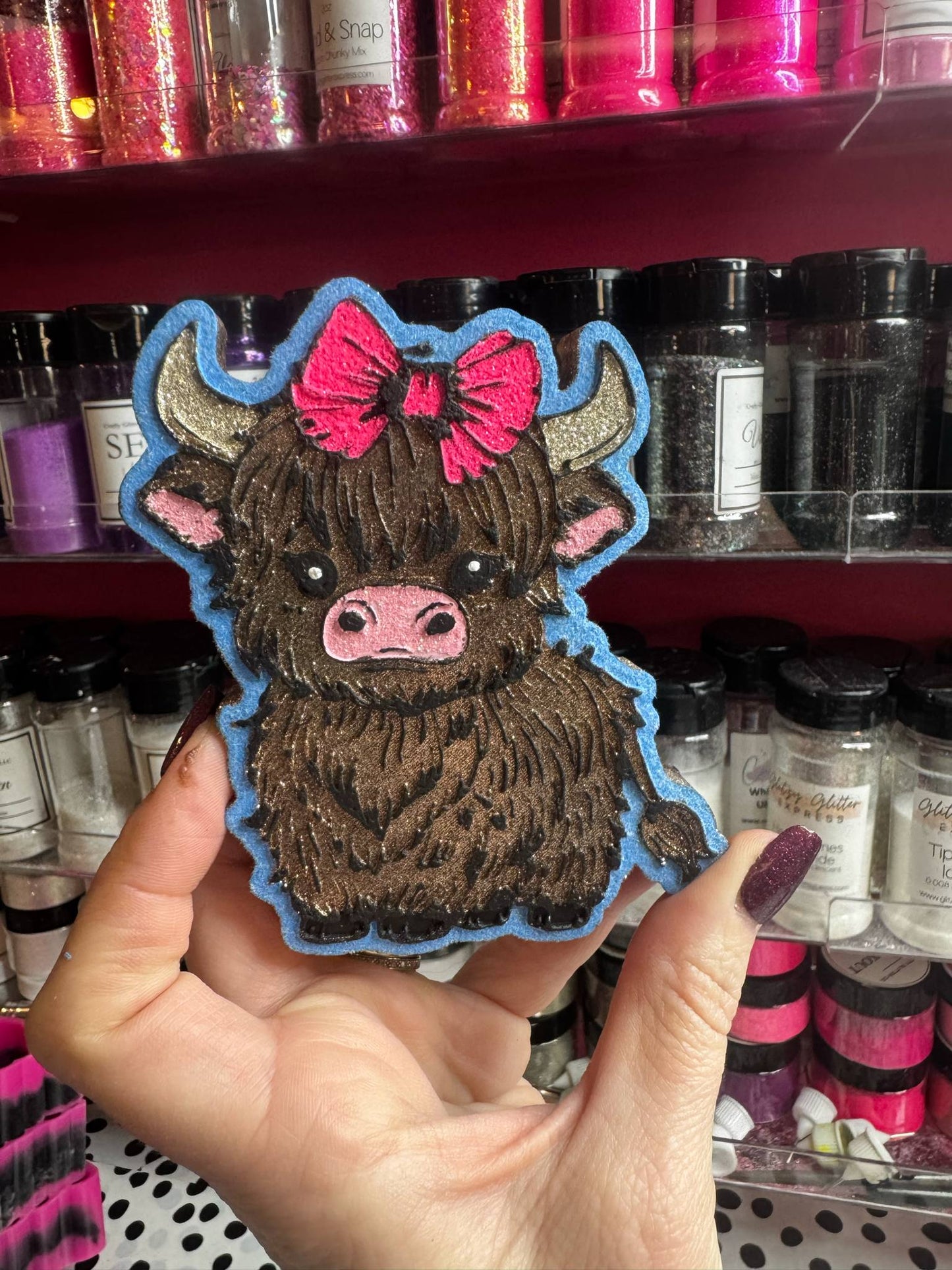 Smiling Highland with Bow - Premium Silicone Mold