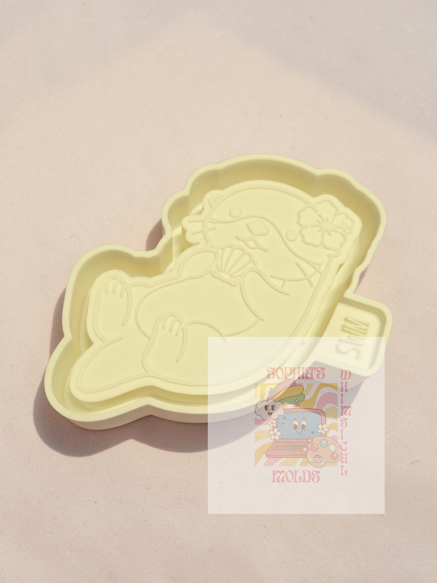 Relaxing Otter with Shell - Premium Silicone Mold