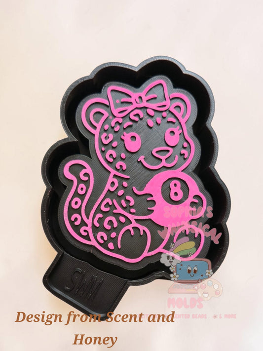 Leopard Holding 8 Ball - Premium Silicone Mold