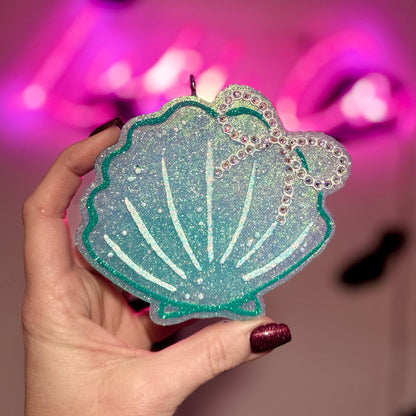 Shell with Pearl Ribbon - Premium Silicone Mold